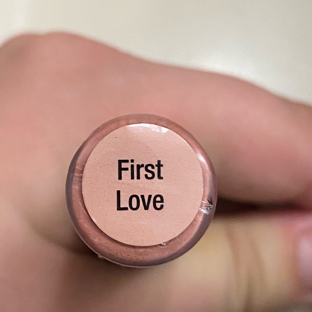 SEALED - NEVER OPENED - FIRST LOVE- LIPSENSE - NWT